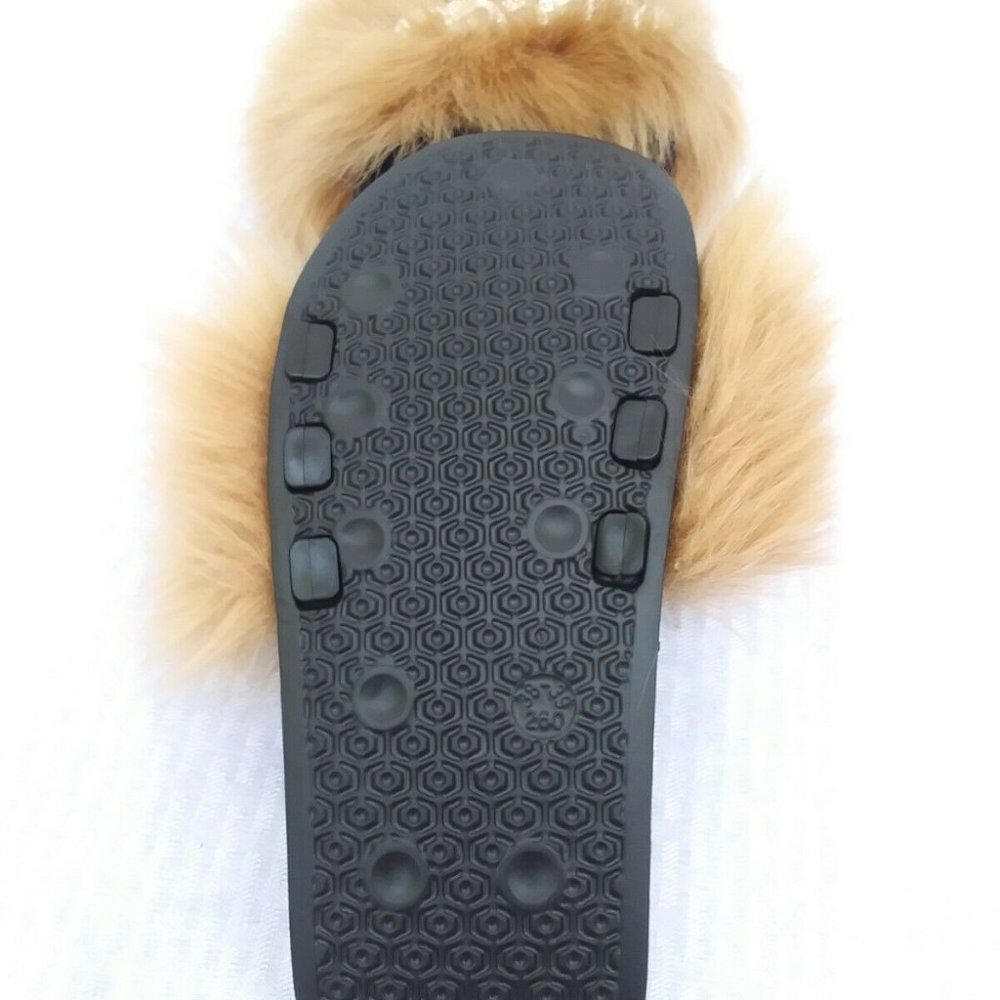 Brown Faux Fur Slides/Slippers/With Chain - Picture 9 of 9